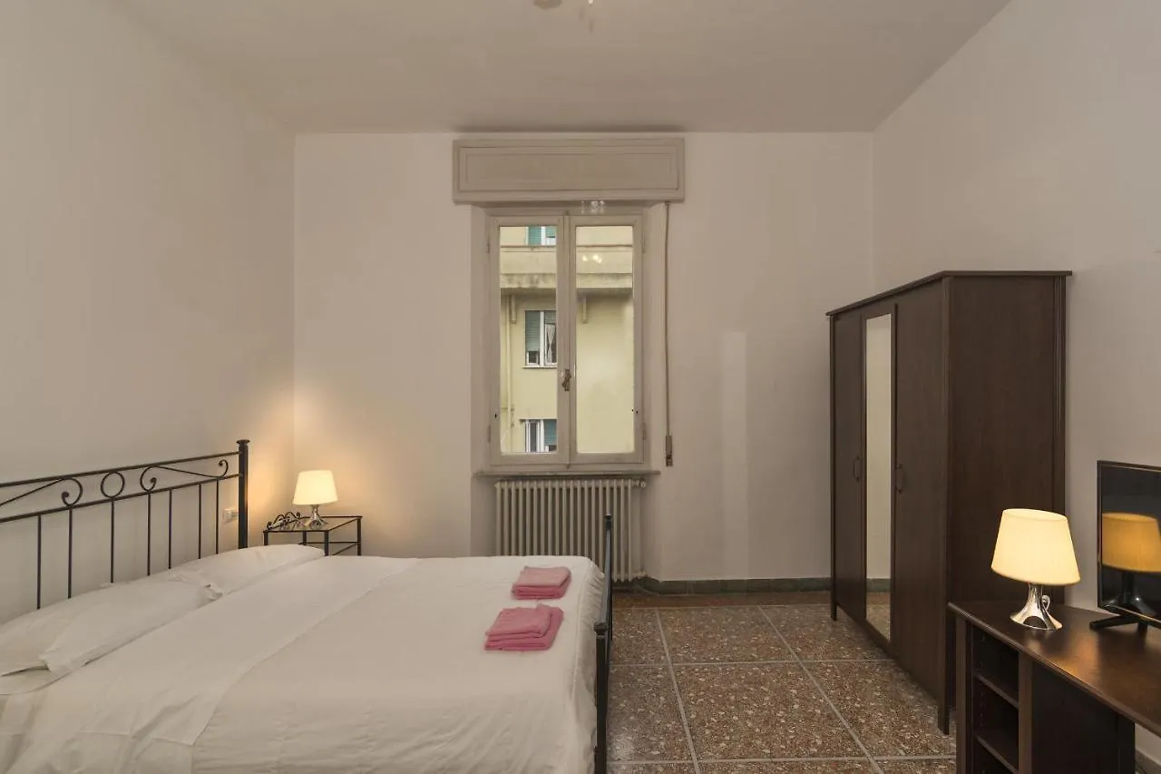 Hostel B&B Pisa Bed & Breakfast